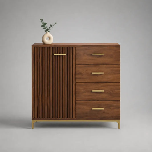 Credenza in MDF effetto noce con anta a listelli e 4 cassetti struttura rettangolare con gambe in metallo verniciato oro 120 cm x 40 cm x 85 cm